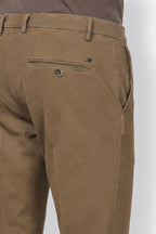 Milano pantalone chino uomo in gabardina stretch extra slim fit ①