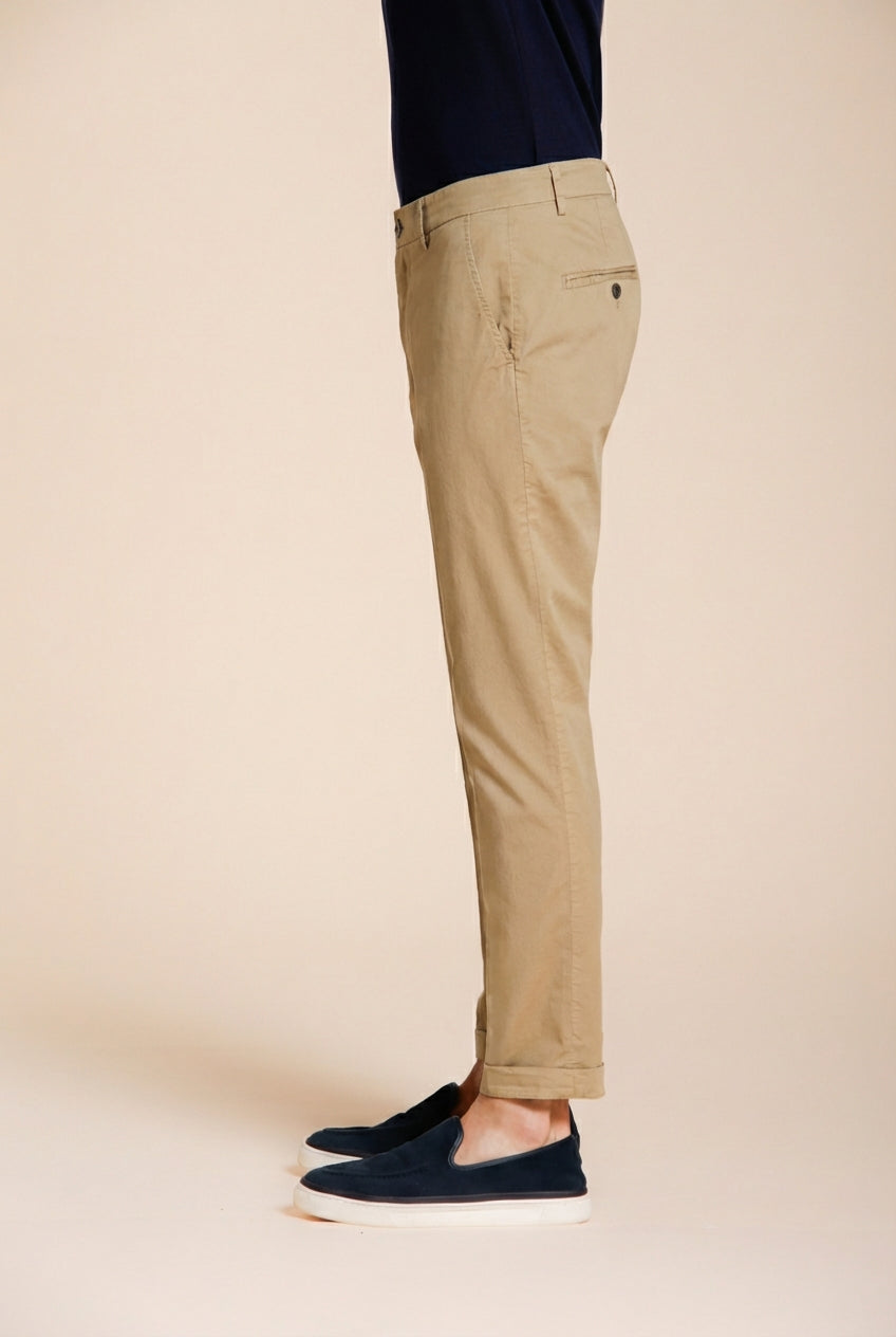 Milano pantalone chino uomo in gabardina stretch extra slim fit ①