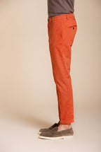 Milano pantalon chino homme en gabardine stretch extra slim fit ①