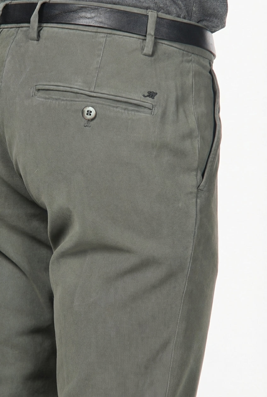 Milano chino pants for men in stretch gabardine, extra slim fit ①
