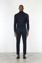 Milano pantalone chino uomo in gabardina stretch extra slim fit ①
