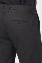 Milano pantalone chino uomo in gabardina stretch extra slim fit ①