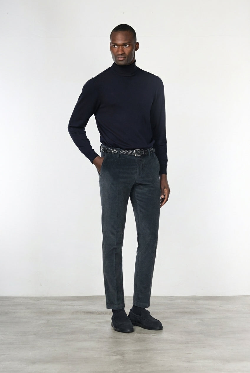 Milano pantalón chino hombre en terciopelo 500 líneas extra slim fit ①