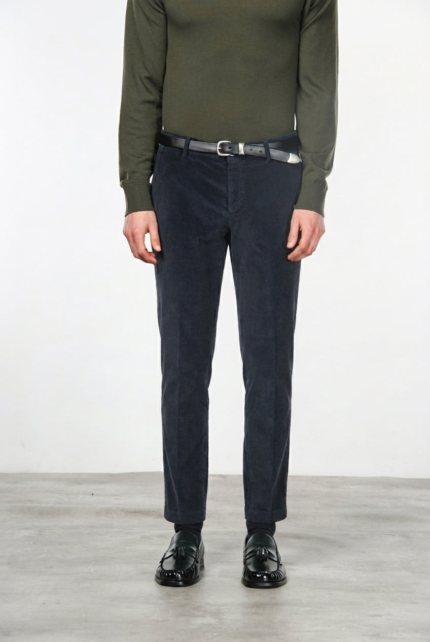 Milano pantalón chino de hombre en pana 500 rayas, extra slim fit ①