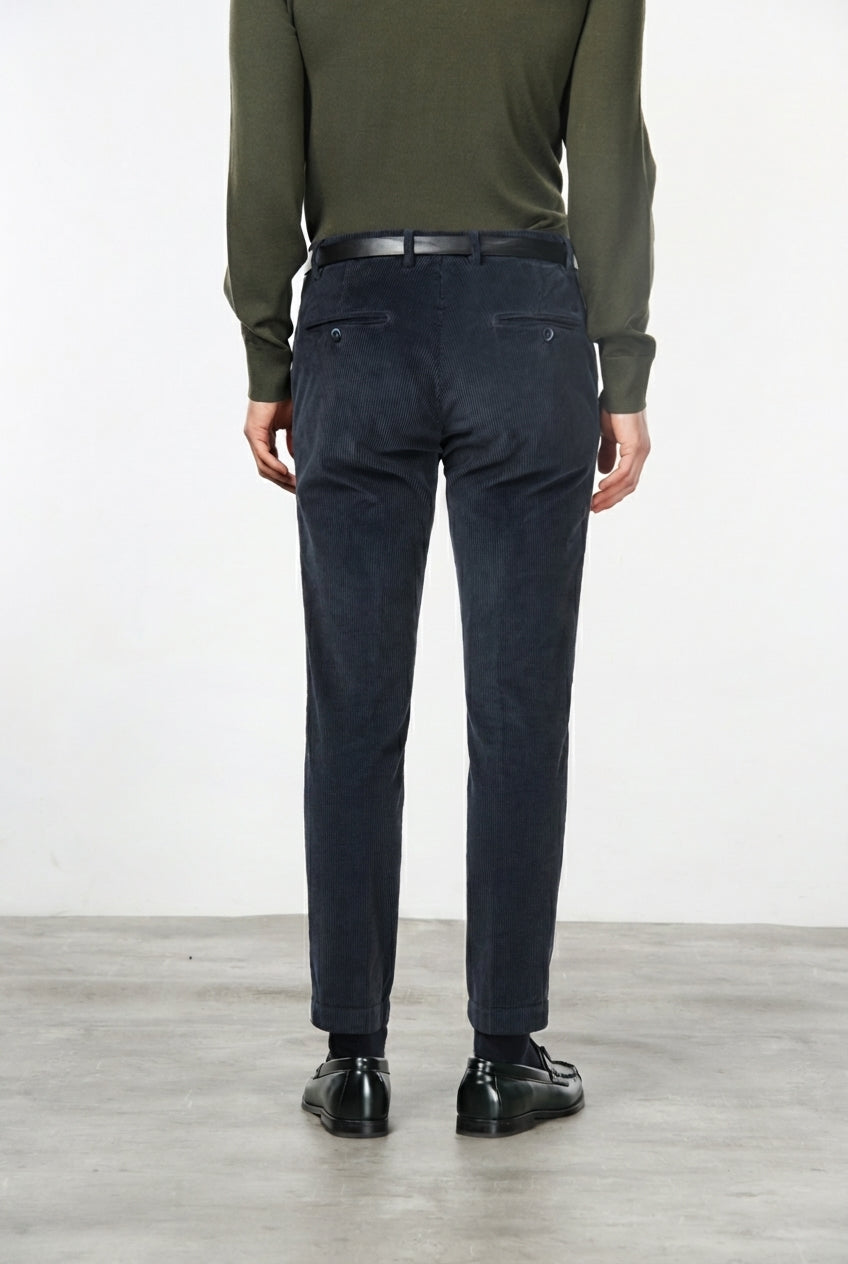 Milano pantalón chino de hombre en pana 500 rayas, extra slim fit ①