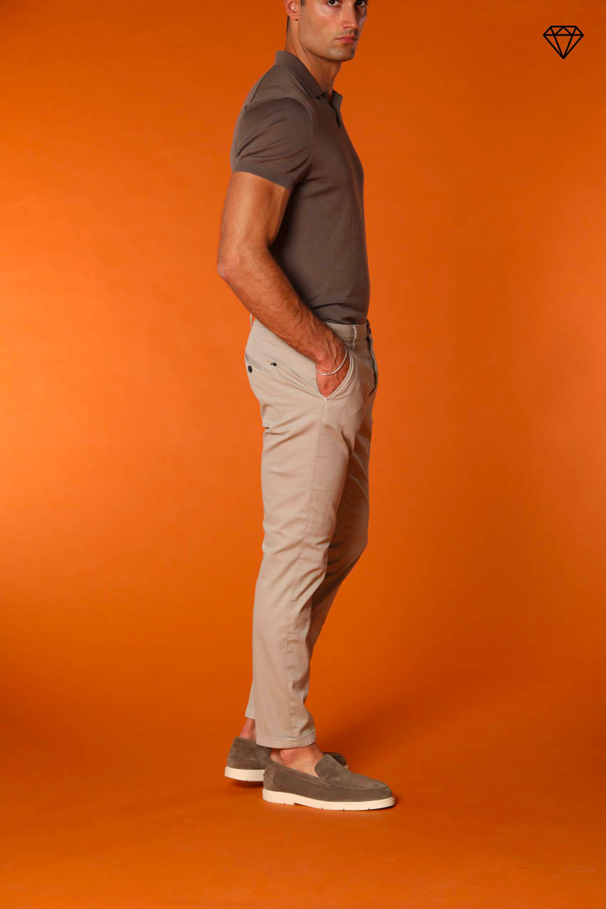 Osaka Herren Chino Hose aus Baumwolle und Tencel Carrot Fit ①