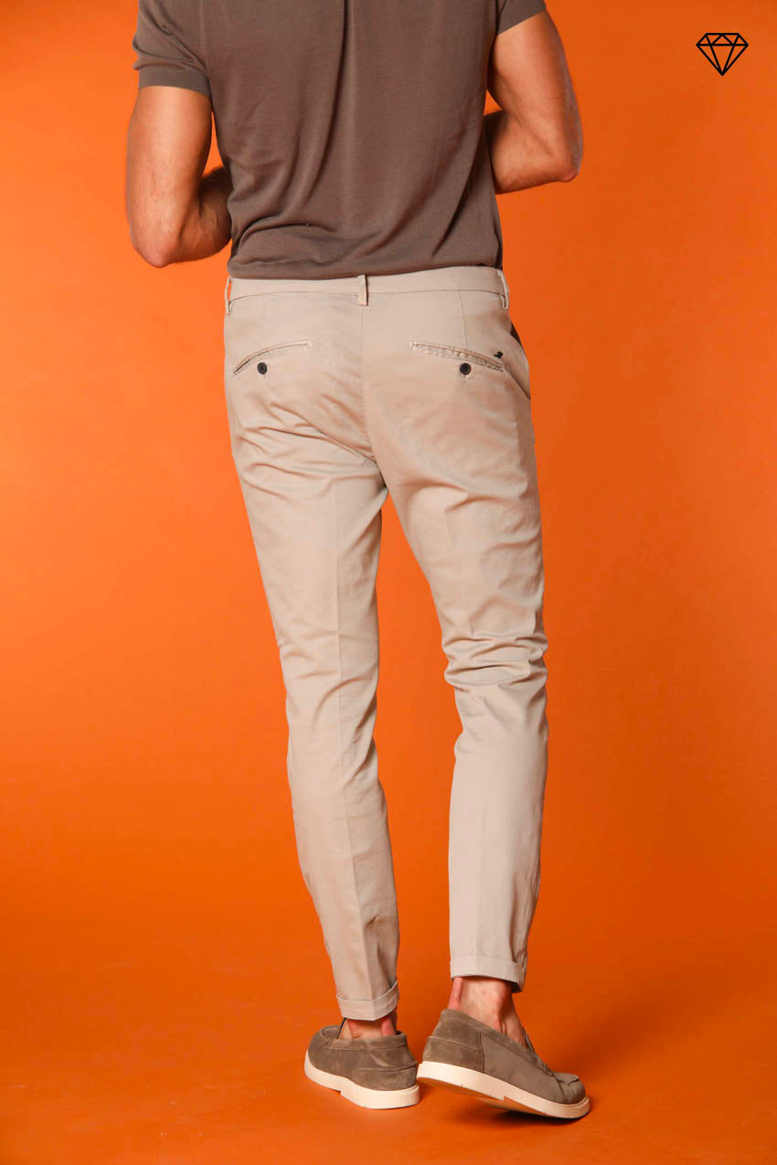 Osaka Herren Chino Hose aus Baumwolle und Tencel Carrot Fit ①