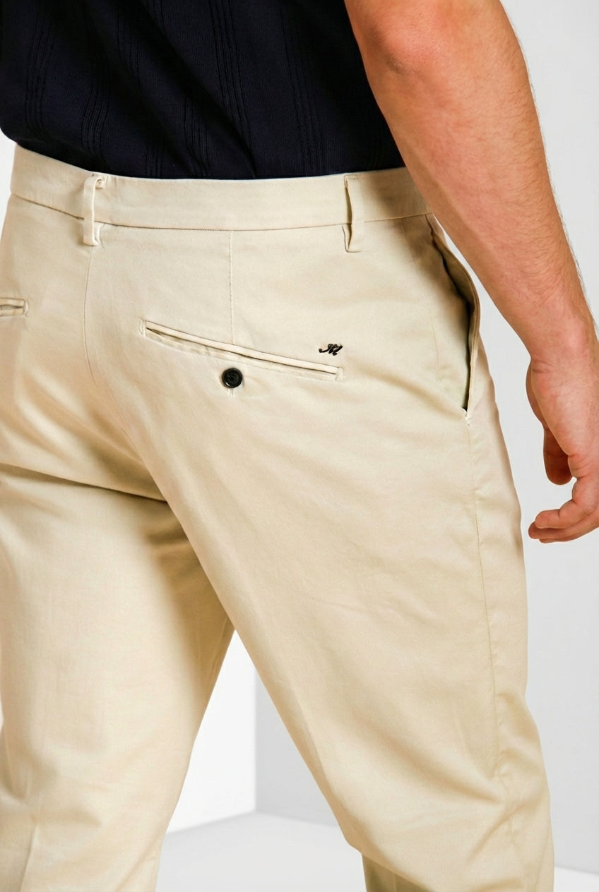 Osaka Herren Chinohose aus feiner Baumwoll- und Lyocell-Trikotine carrot fit