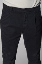 Osaka 1 Pinces pantalón chino hombre en algodón seda carrot fit