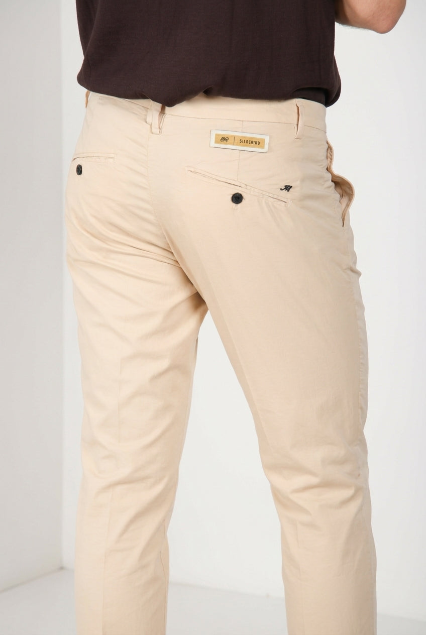 Osaka 1 Pinces pantalón chino hombre en raso de algodón y seda carrot fit ①