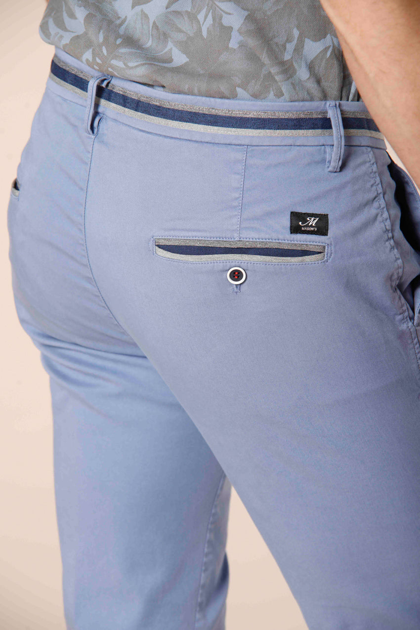 Immagine 2 di pantalone chino uomo in cotone e tencel azzurro con nastri slim fit modello Torino Summer di Mason's