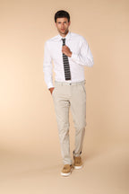 Torino Summer pantalón chino hombre en twill de algodón y lyocell slim fit
