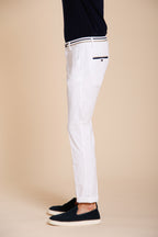 Torino Summer pantalón chino hombre en twill de algodón y lyocell slim fit