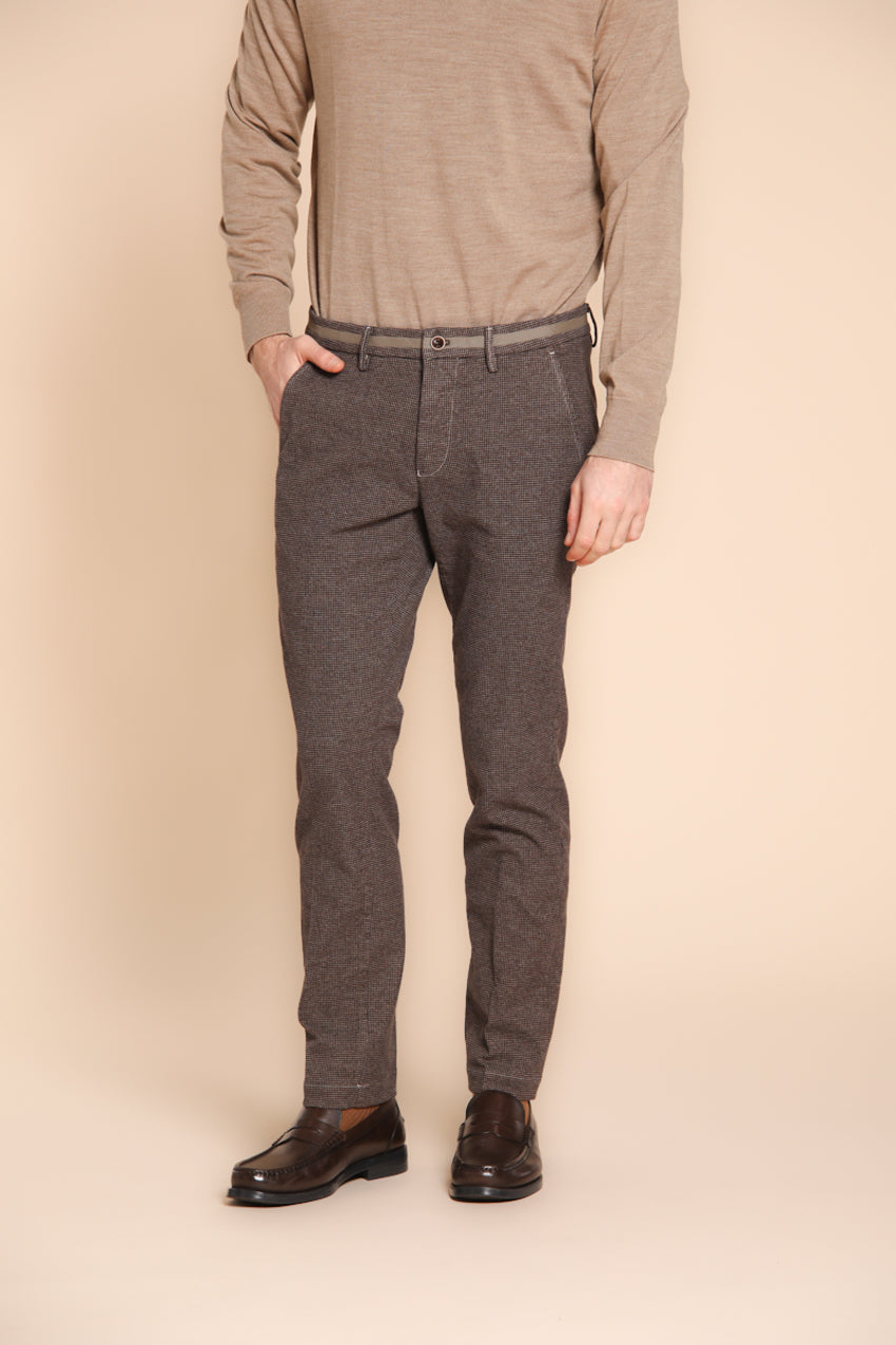 Foto 1 Torino University pantalone chino uomo in pied de poule slim fit