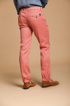Torino pantalón chino hombre  en sarga de algodón y lino slim fit
