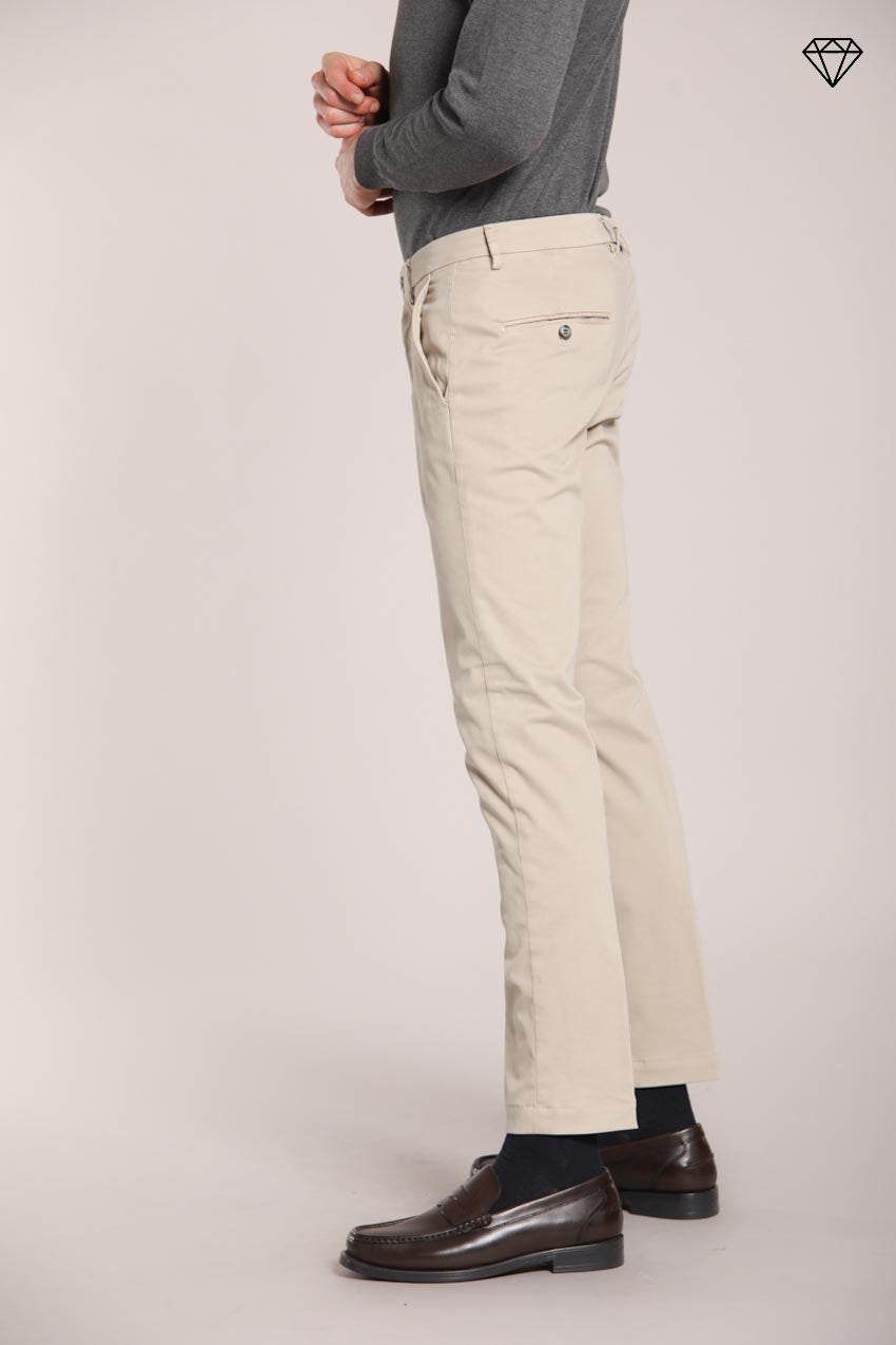 Torino pantalón chino hombre en gabardina slim fit ①