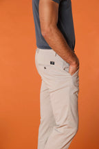 Torino men's chino pants in jacquard beige thread knit slim fit