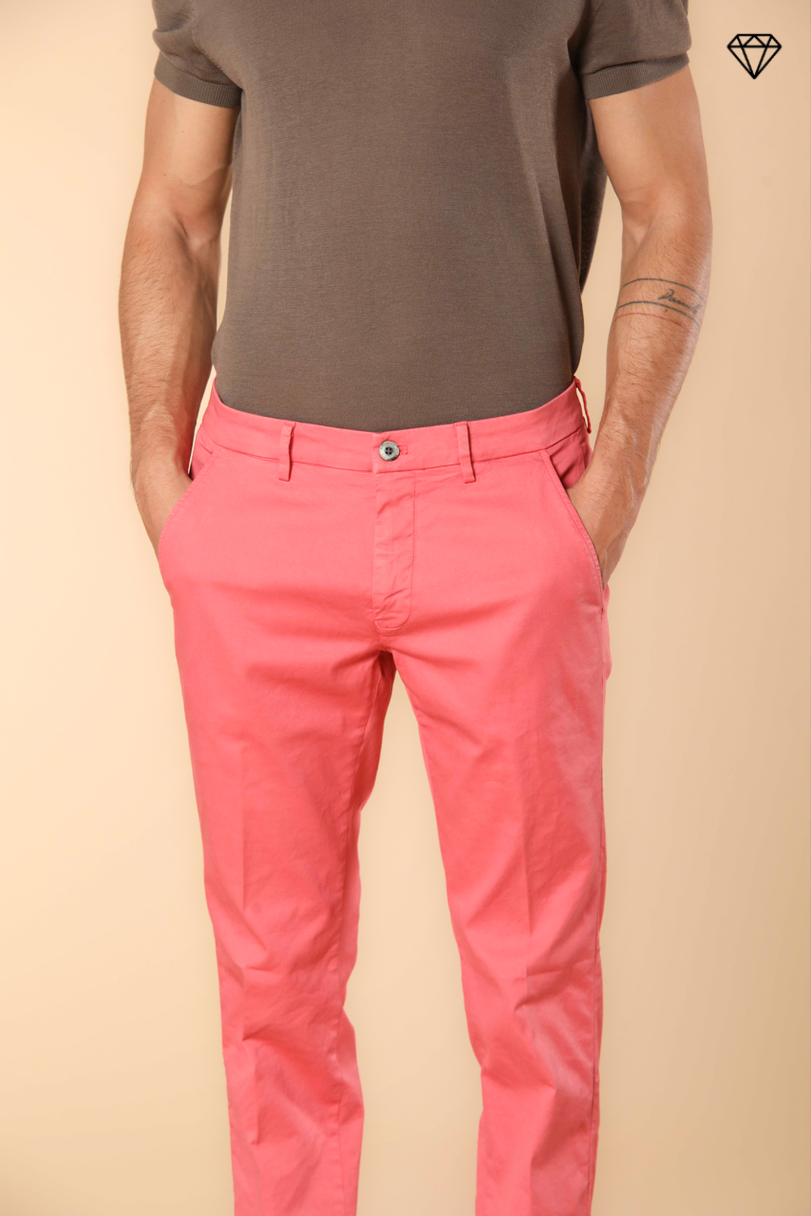 New York pantalón chino hombre en raso elástico regular fit ①