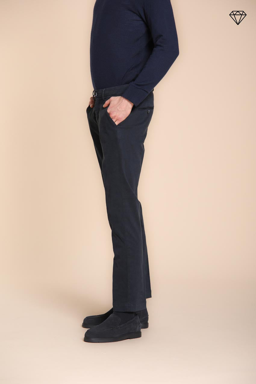 Torino pantalón chino hombre en gabardina slim fit ①