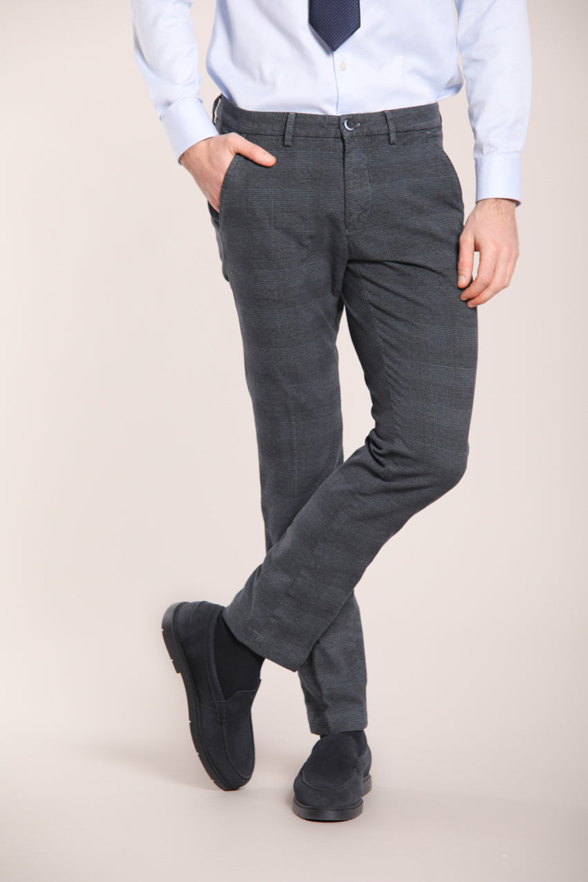 Foto 1 Torino pantalone chino uomo in cotone stretch con fantasia galles sfumato slim fit