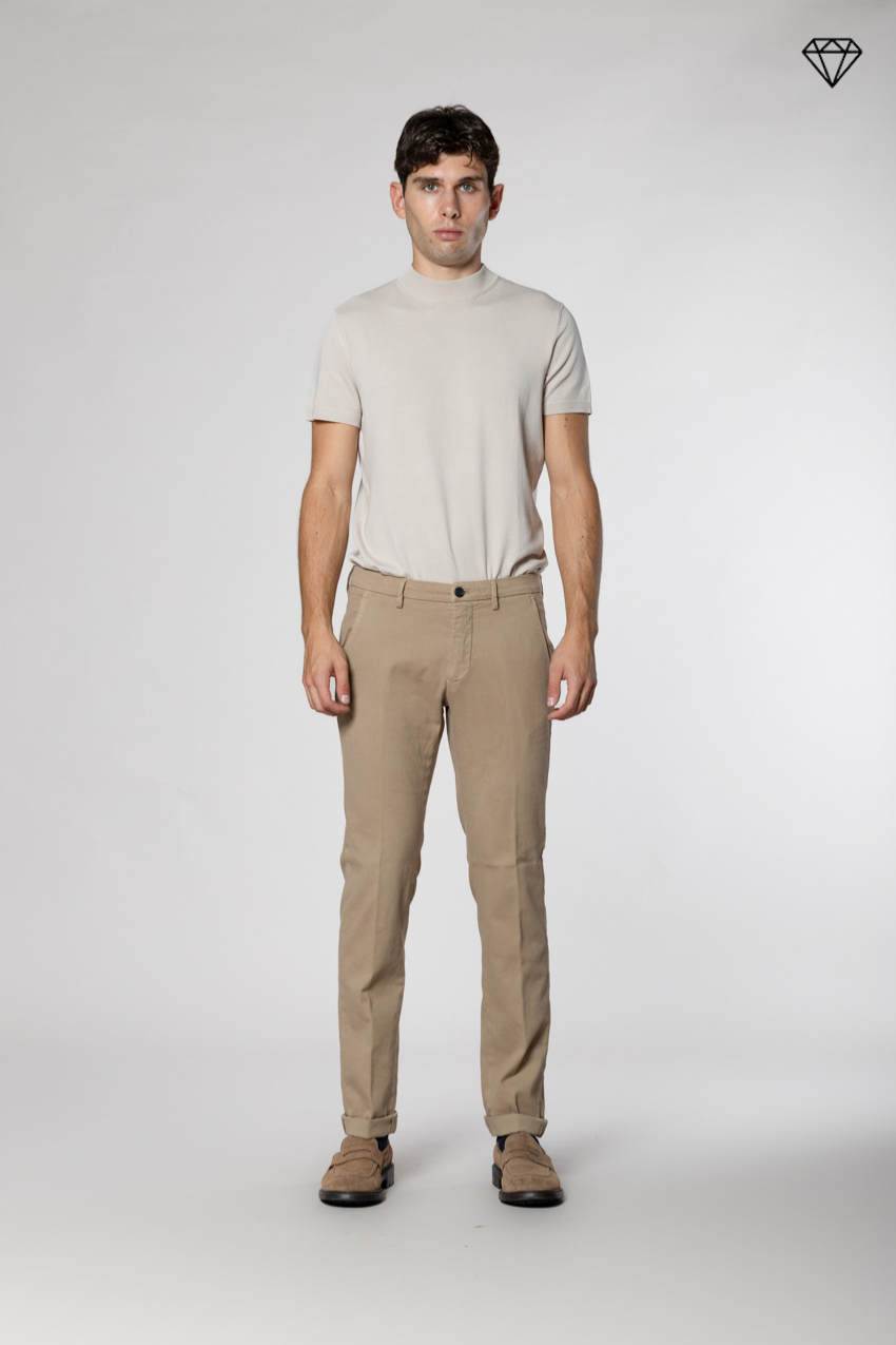 Torino pantalón chino hombre en algodón cachemira slim fit ①