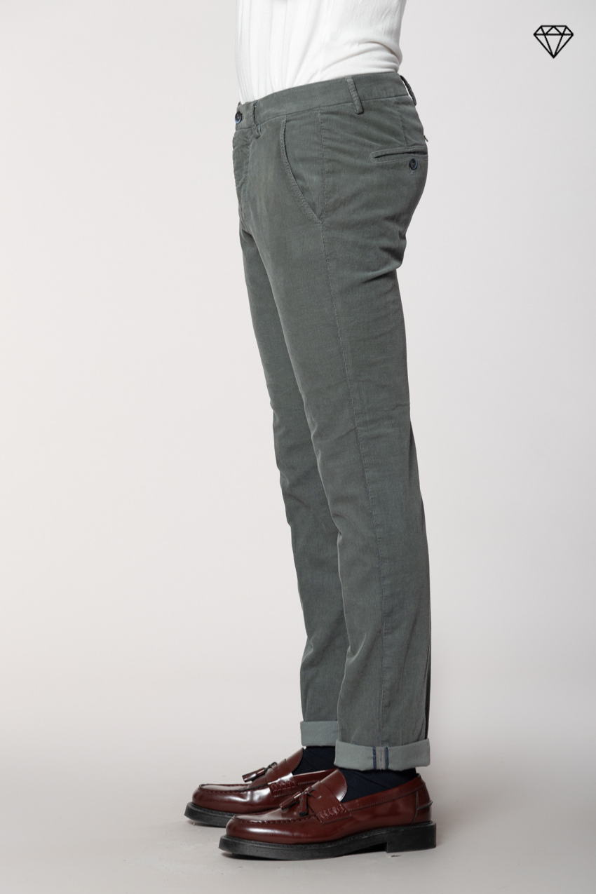 Torino men's chino pants in 1500 wale corduroy slim fit ①