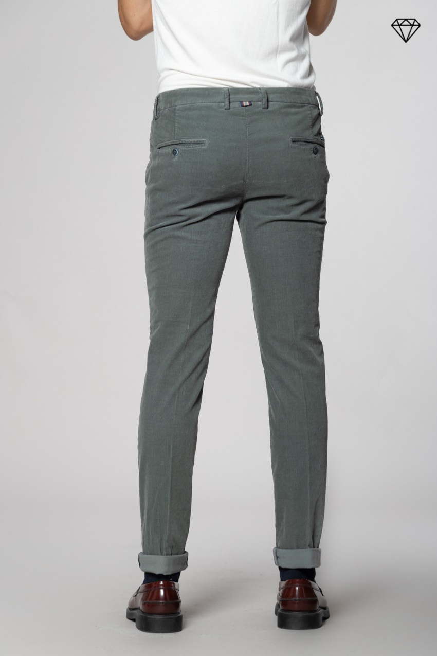 Torino men's chino pants in 1500 wale corduroy slim fit ①