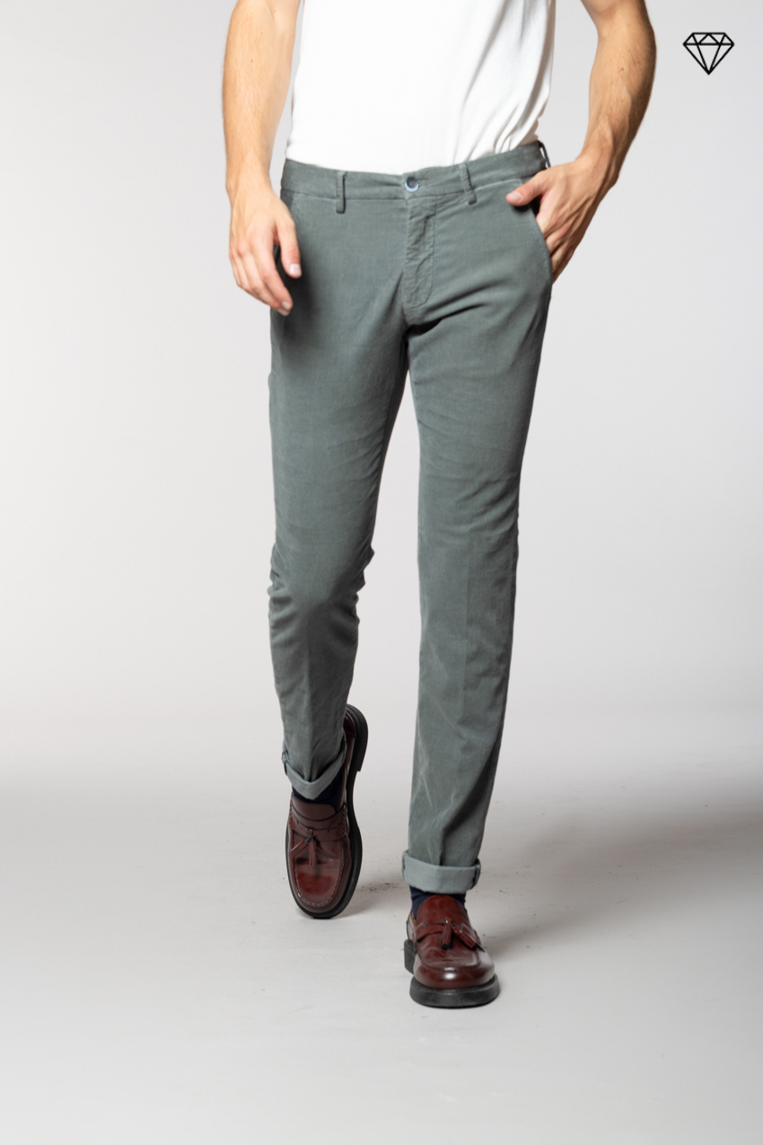 Torino men's chino pants in 1500 wale corduroy slim fit ①