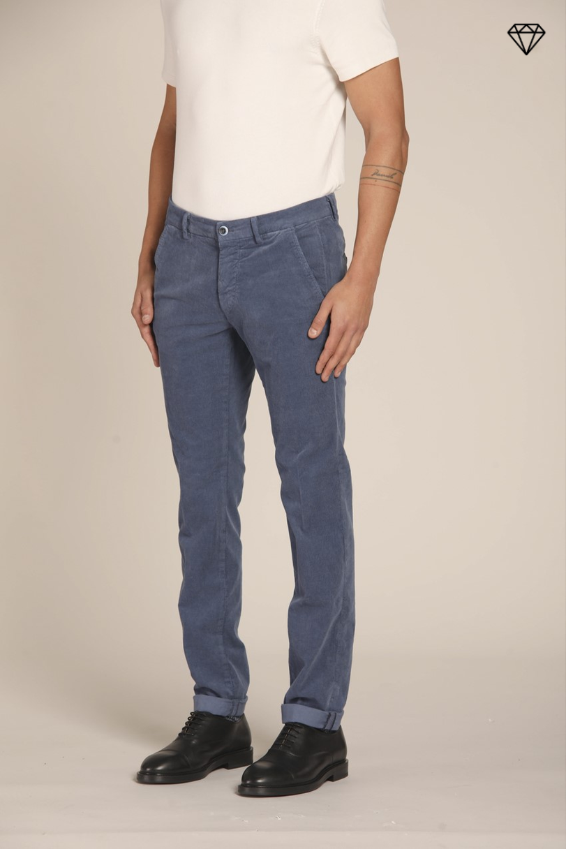 Torino pantalón chino hombre en pana 1500 rayas ajuste slim ①