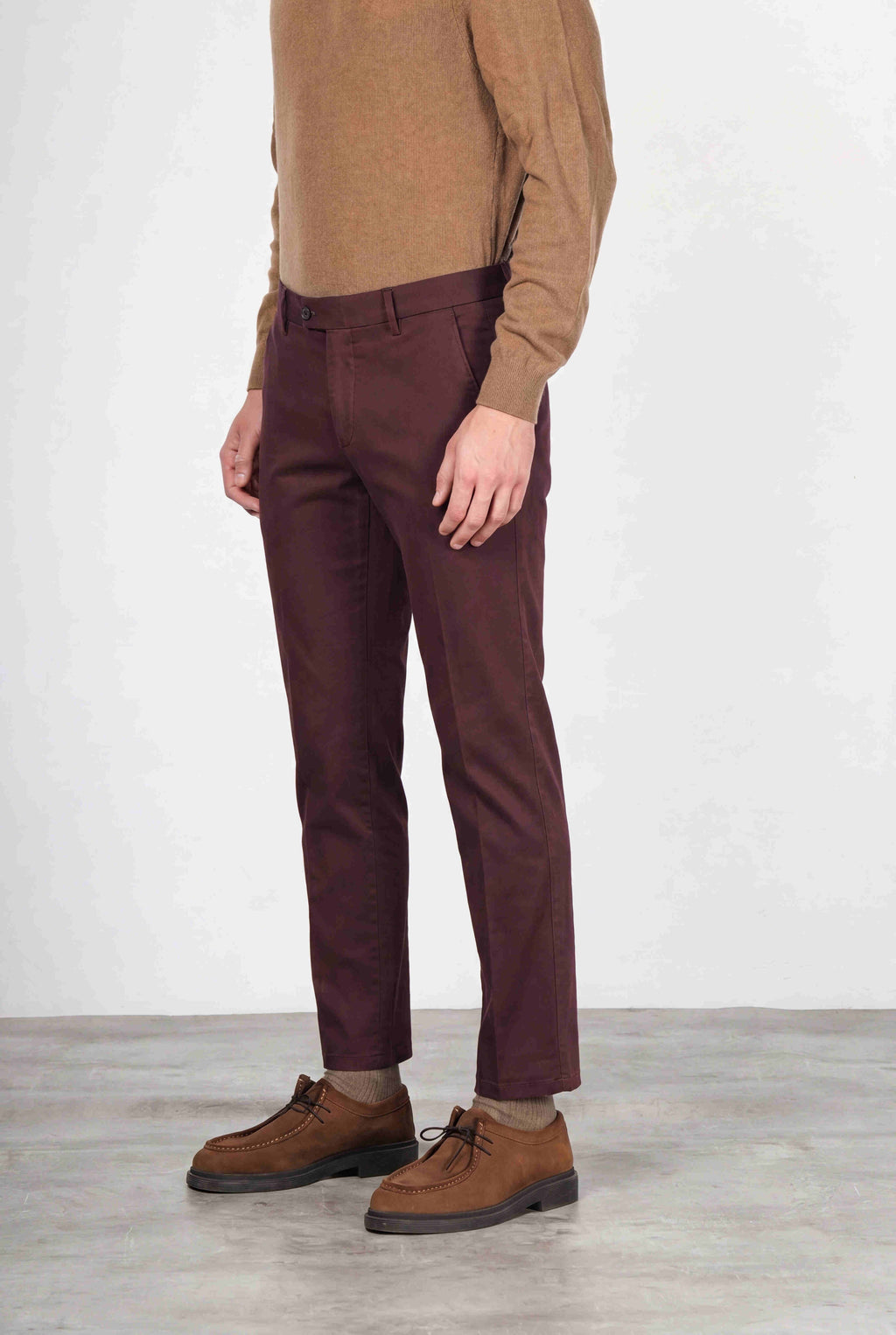Torino Flex men’s chino pants in satin, slim fit ①
