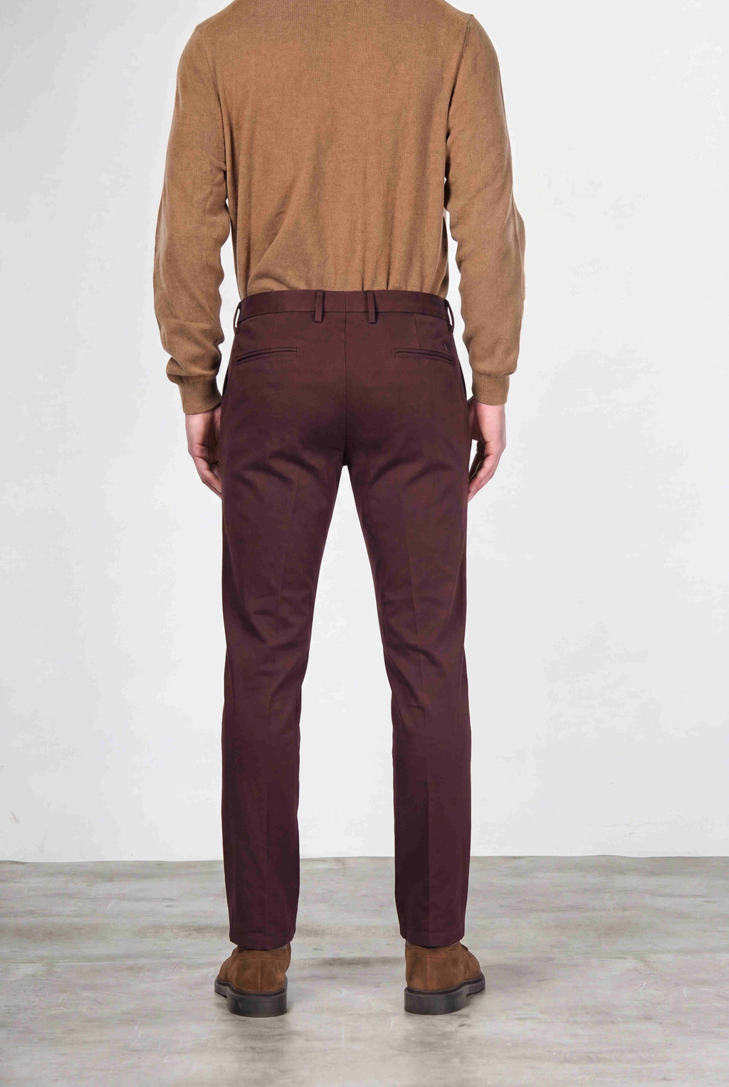 Torino Flex men’s chino pants in satin, slim fit ①