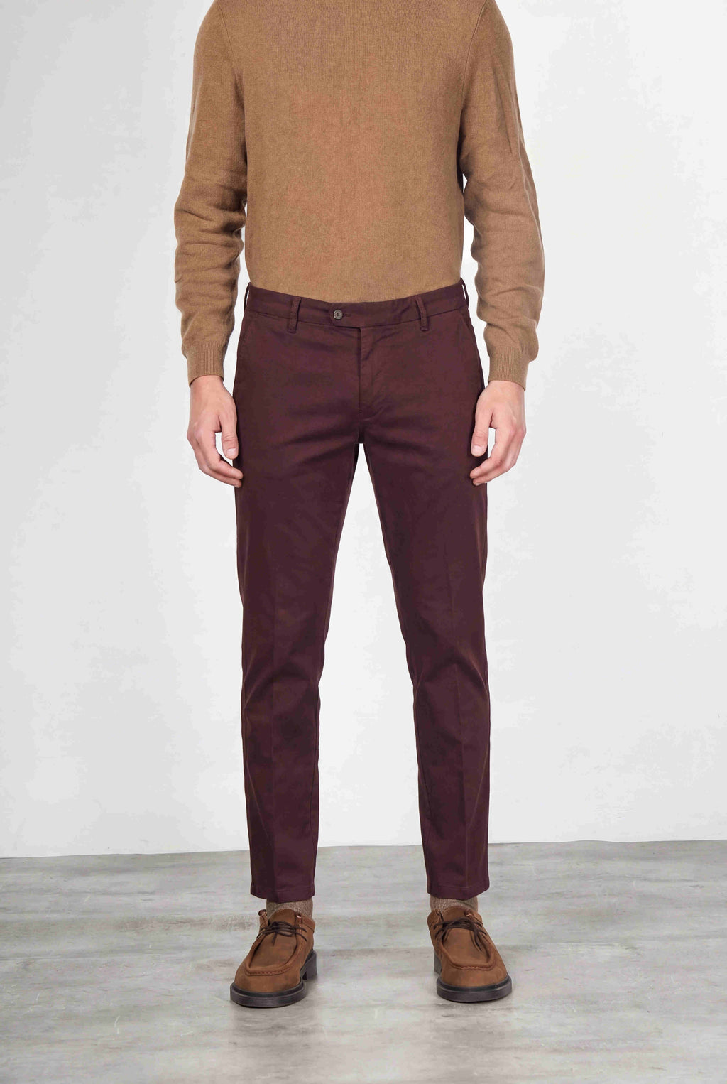 Torino Flex men’s chino pants in satin, slim fit ①