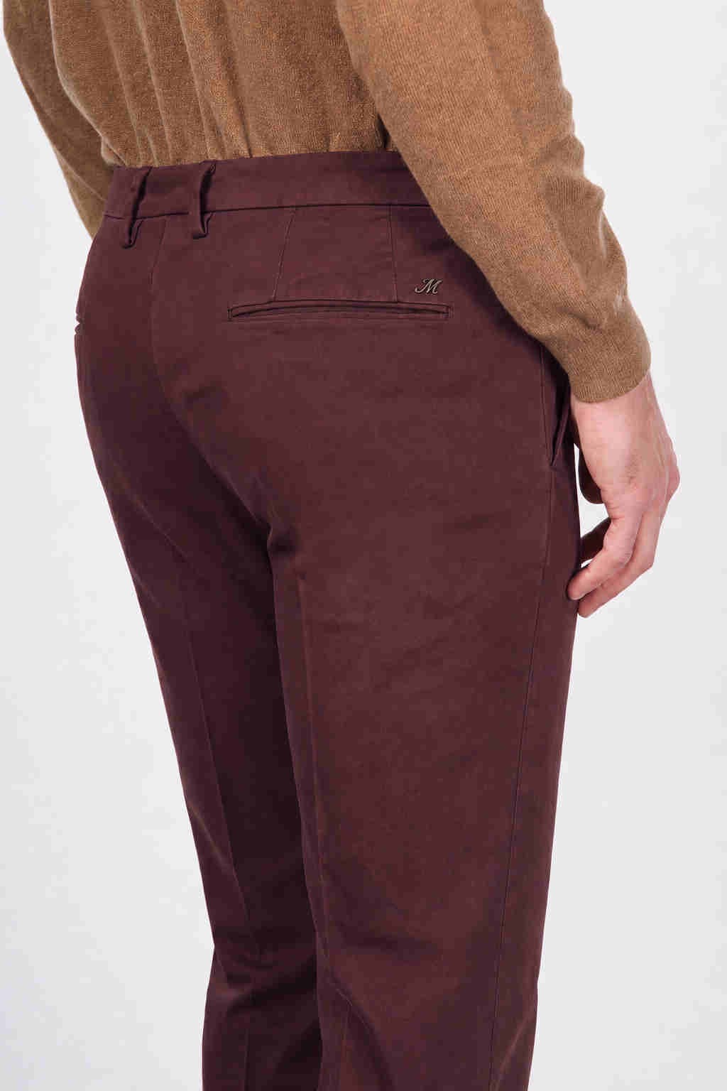 Torino Flex men’s chino pants in satin, slim fit ①