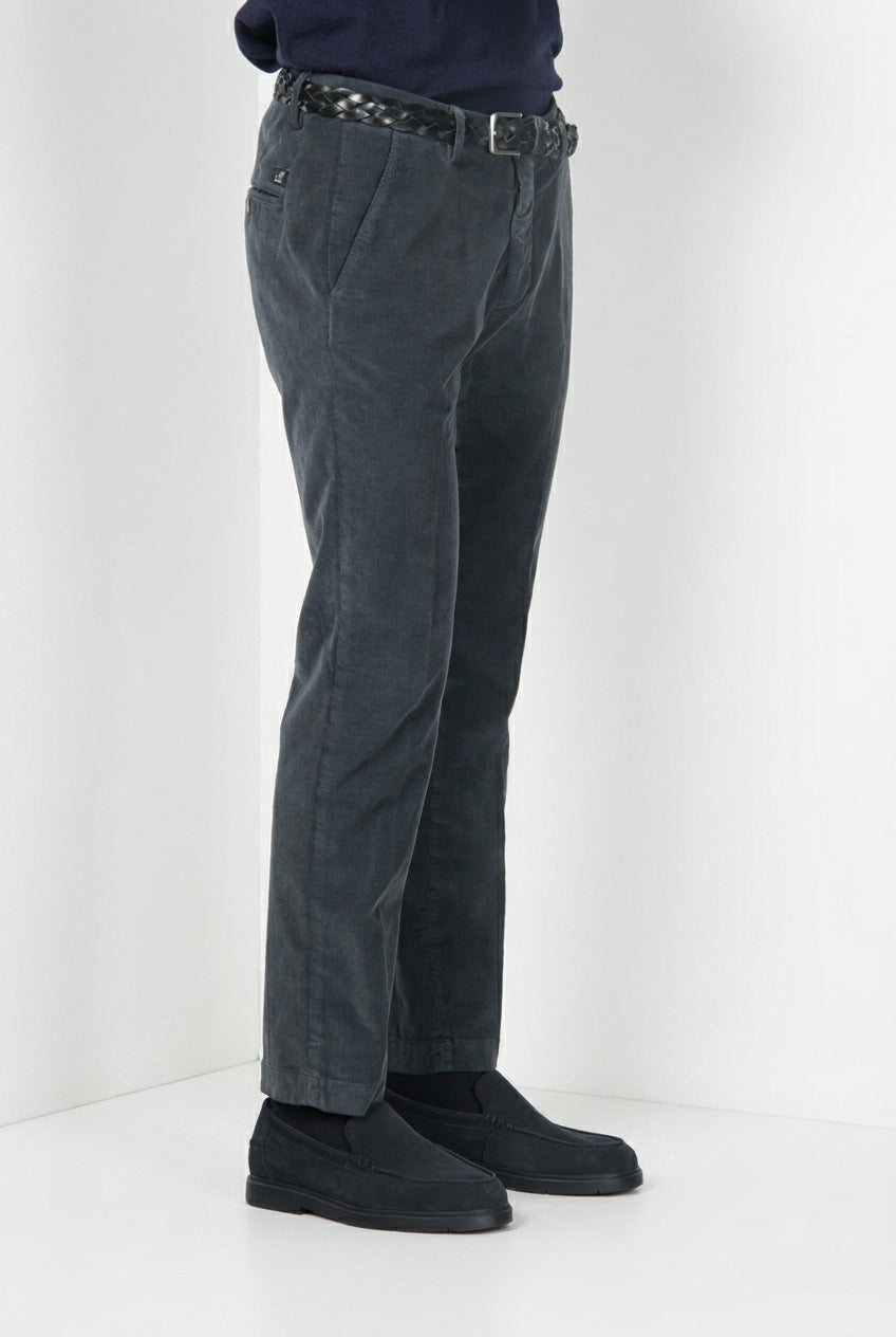 Torino pantalone chino uomo in velluto 1000 righe slim fit ①