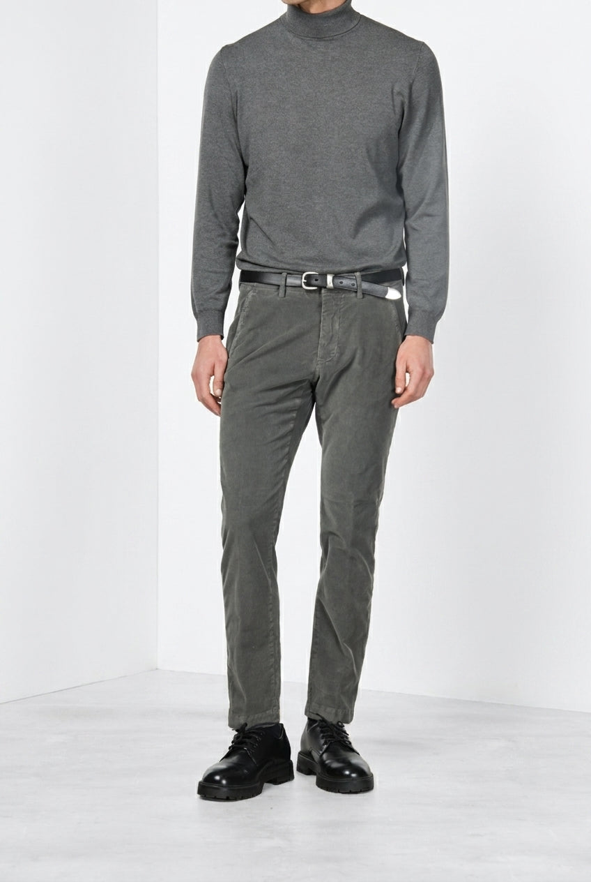 Torino pantalone chino uomo in velluto 1000 righe slim fit ①