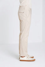 Torino Flex pantalón chino hombre en gabardina stretch slim fit ①