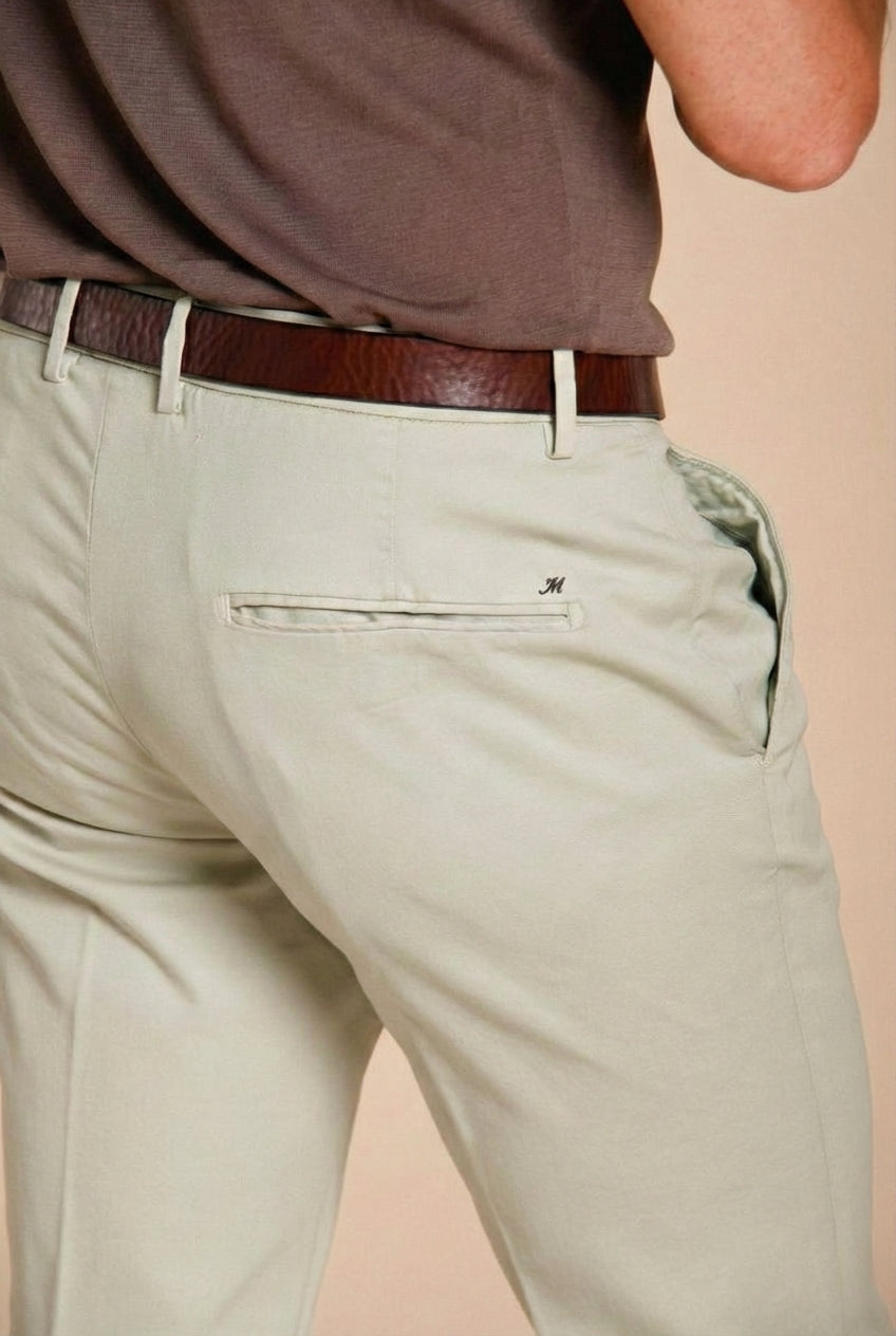 Torino Flex pantalón chino hombre en gabardina stretch slim fit ①