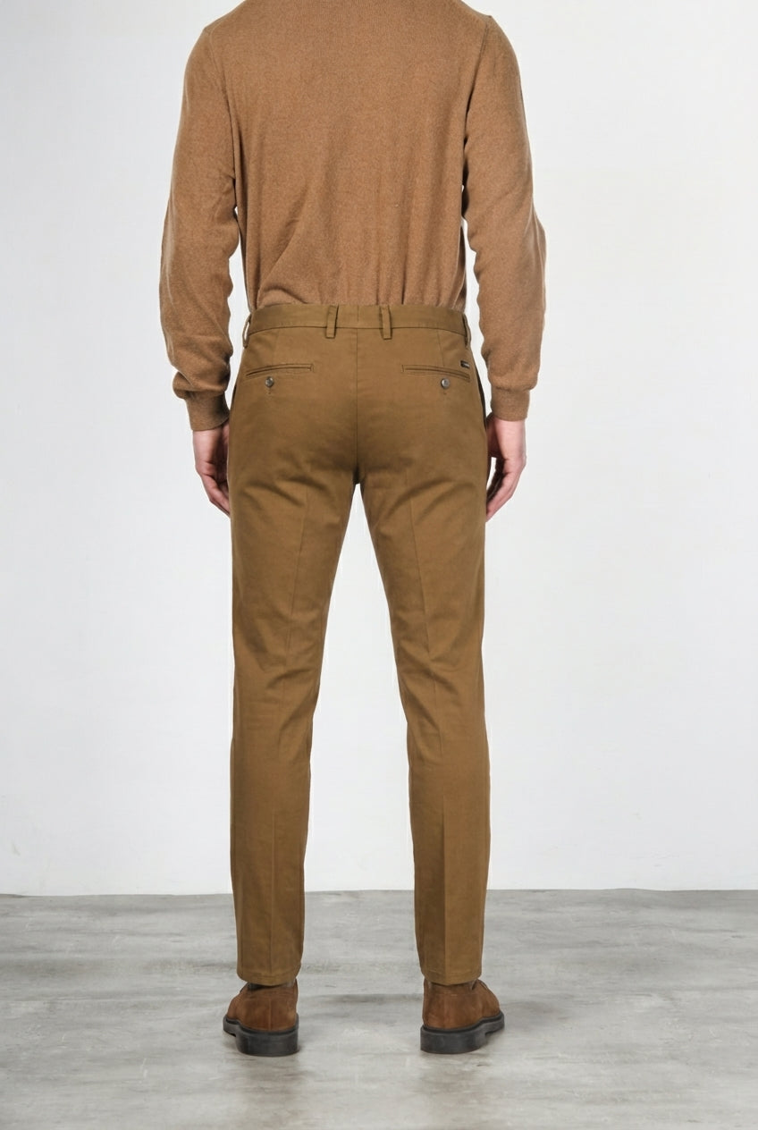Torino Flex men’s chino pants in satin, slim fit ①
