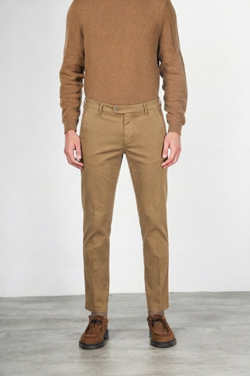 Torino Flex men’s chino pants in satin with slim fit ①
