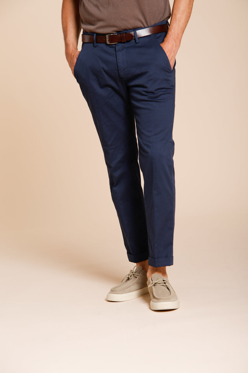 Torino Flex pantalón chino hombre en gabardina stretch slim fit ①