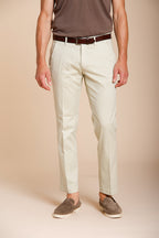 Torino Flex pantalon chino homme en gabardine stretch slim fit ①
