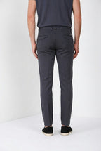 Torino City Icon Flex Hose Chino Herren aus Stretch-Baumwoll- und Leinen-Cavallery slim fit