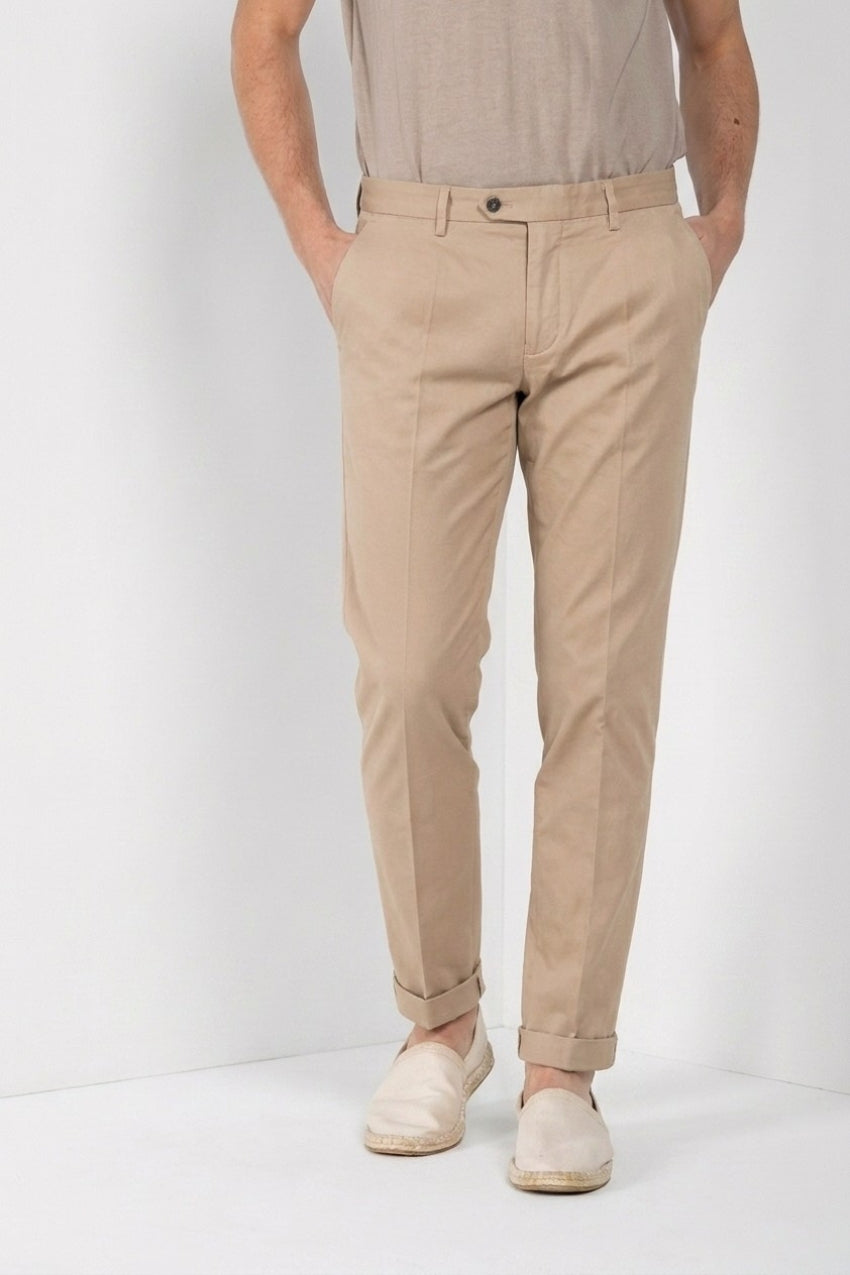 Torino City pantalón chino hombre en satén de algodón y seda slim fit