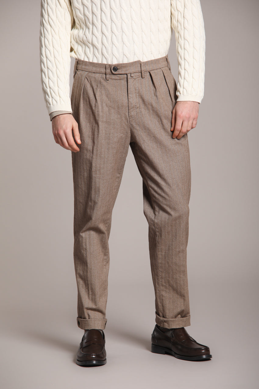 Foto 1 Boston 2 Pinces pantalone chino uomo in resca tinto filo cashmere relaxed fit