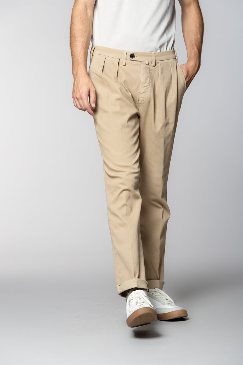 Boston 2 Pinces pantalón chino hombre en tricotina relaxed fit