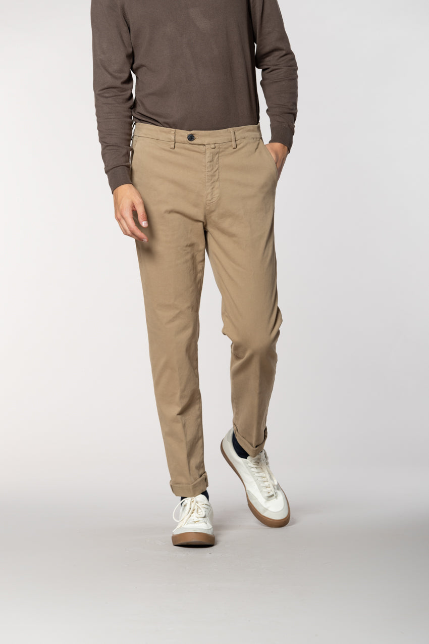 Boston men’s chino pants in cotton diagonal weave relaxed fit

