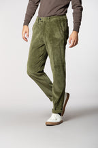 Boston men’s chino pants in wide-wale corduroy relaxed fit

