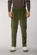 Boston men’s chino pants in wide-wale corduroy relaxed fit

