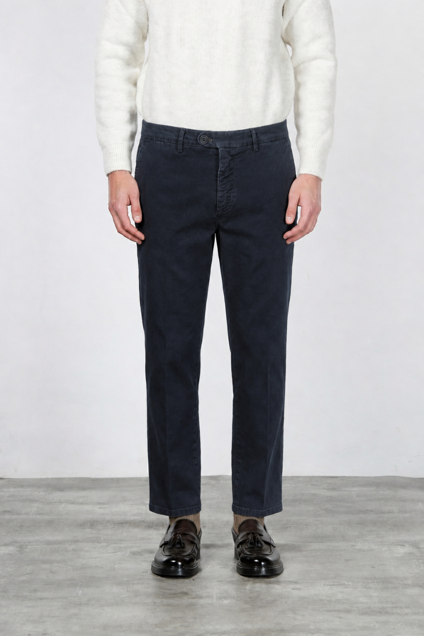 Garden Men's Chino Pants in Stretch Bull Fabric, Carrot Fit
