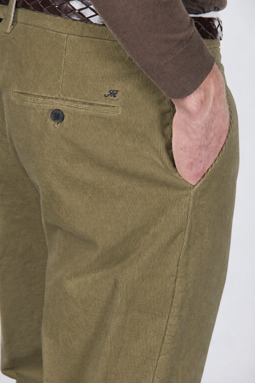 Paris men's stretch corduroy chino pants 1000-wale carrot fit ①